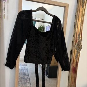 Elegant Black Lace Women's Top